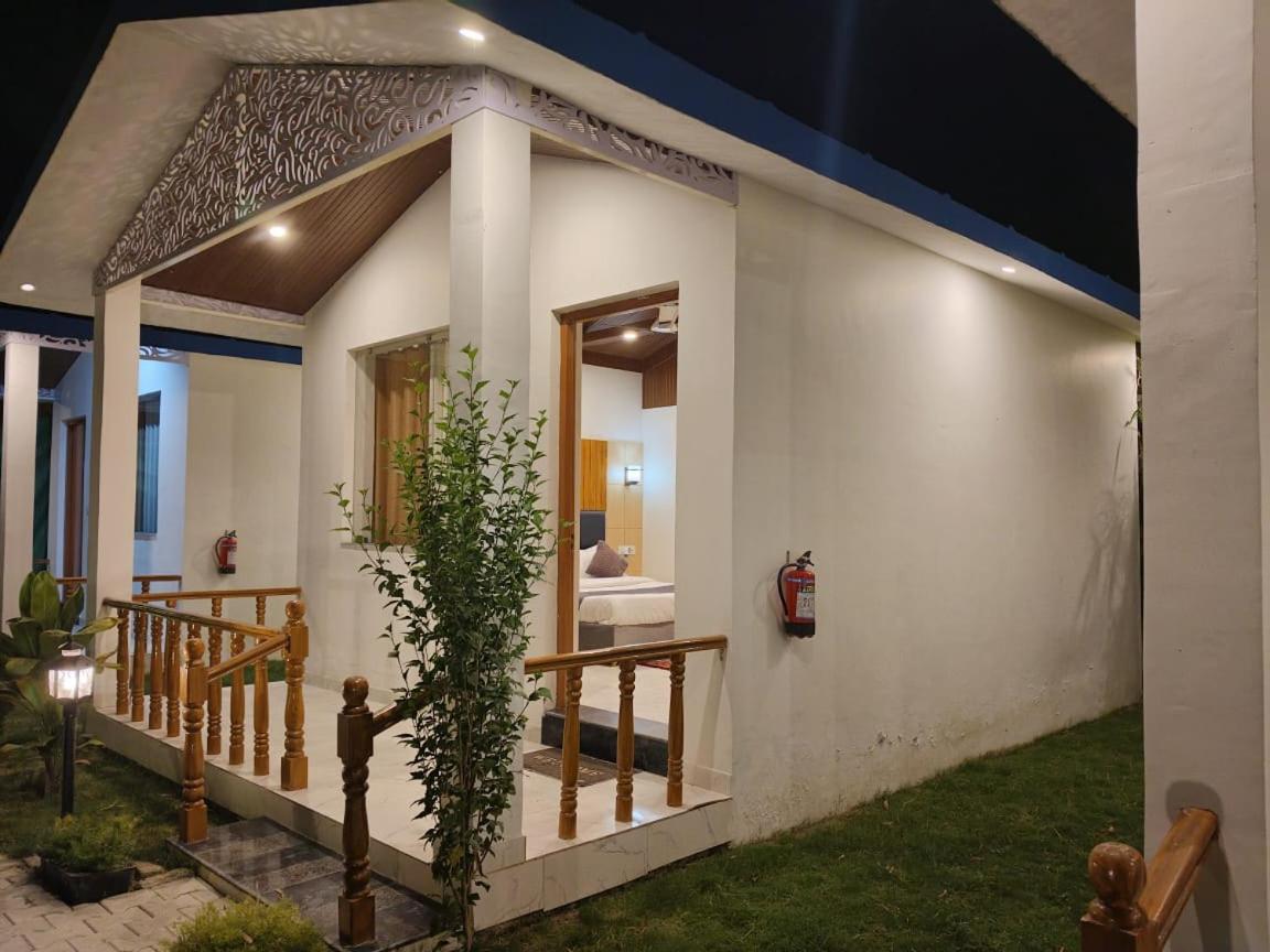 Corbett Jungle Breeze Resort Ramnagar  Esterno foto